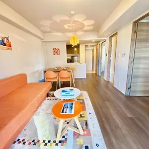 Apartment Akasaka, Tokyo